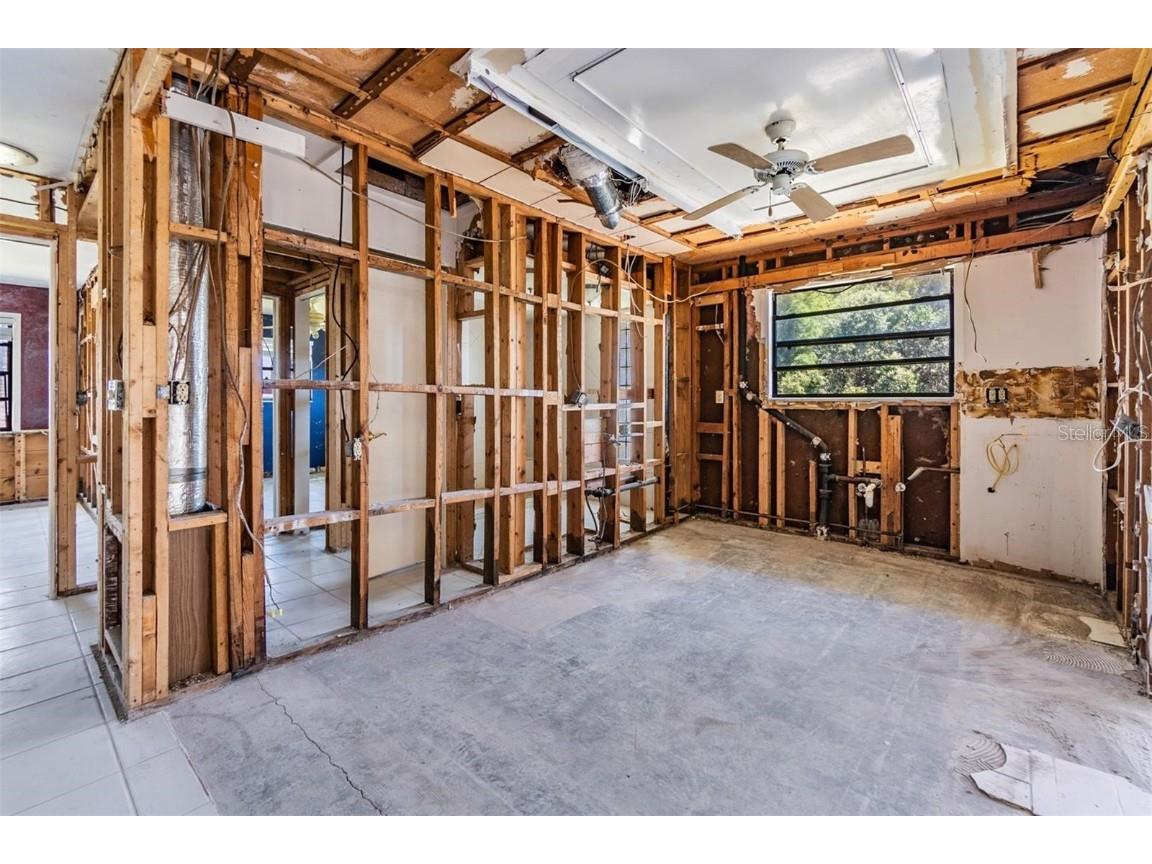 2620 Trent Road Palm Harbor FL 34684 - CANAL TO LAKE TARPON TB8413075 image4