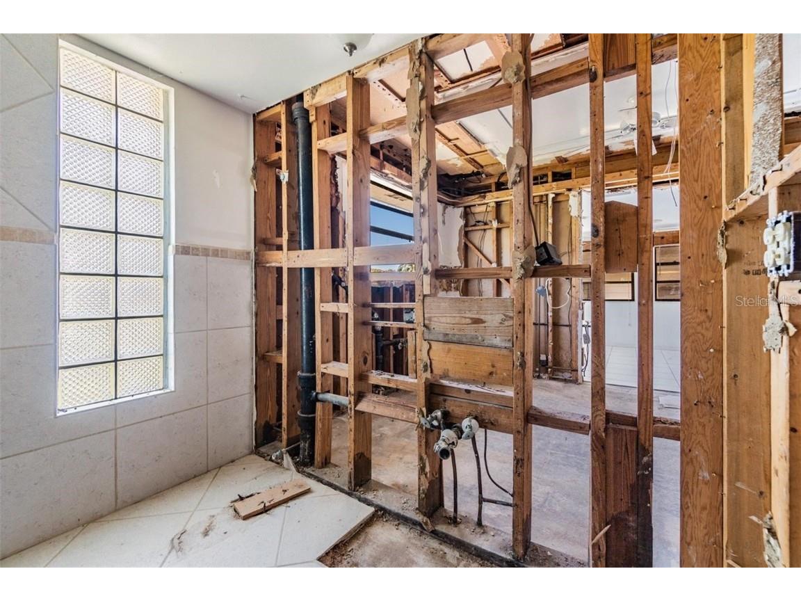 2620 Trent Road Palm Harbor FL 34684 - CANAL TO LAKE TARPON TB8413075 image8