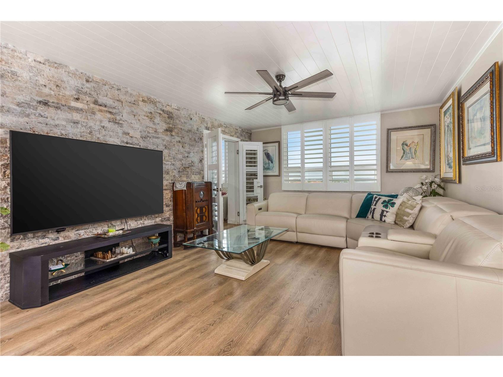 2621 Cove Cay Drive #1003 Clearwater FL 33760 TB8479849 image8