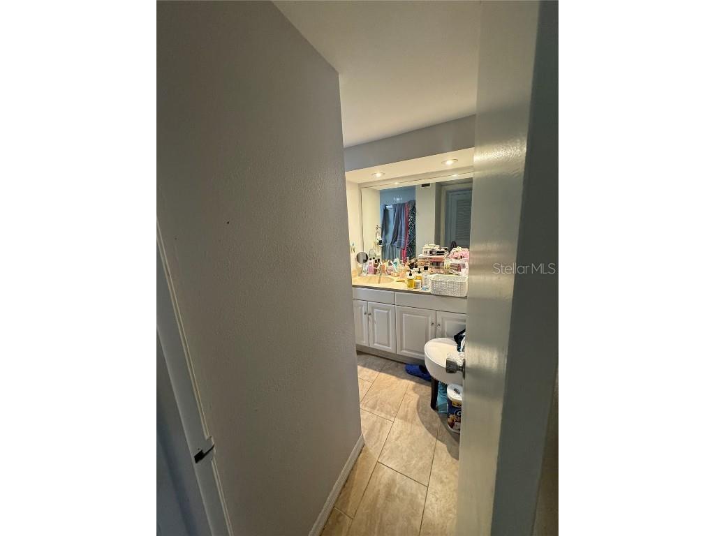 2621 Cove Cay Drive #105 Clearwater FL 33760 TB8438743 image8