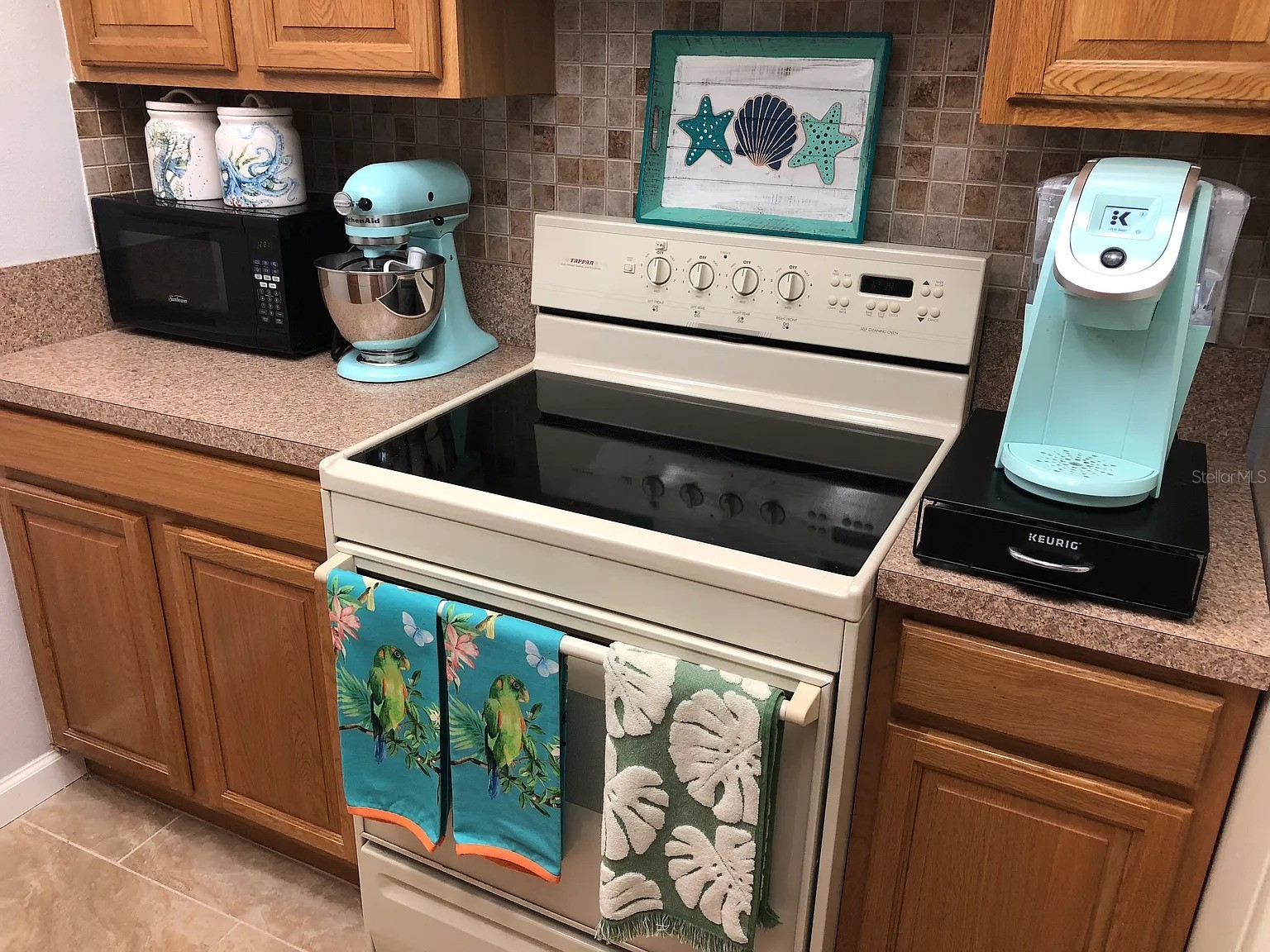 2621 Cove Cay Drive #105 Clearwater FL 33760 TB8526627 image3