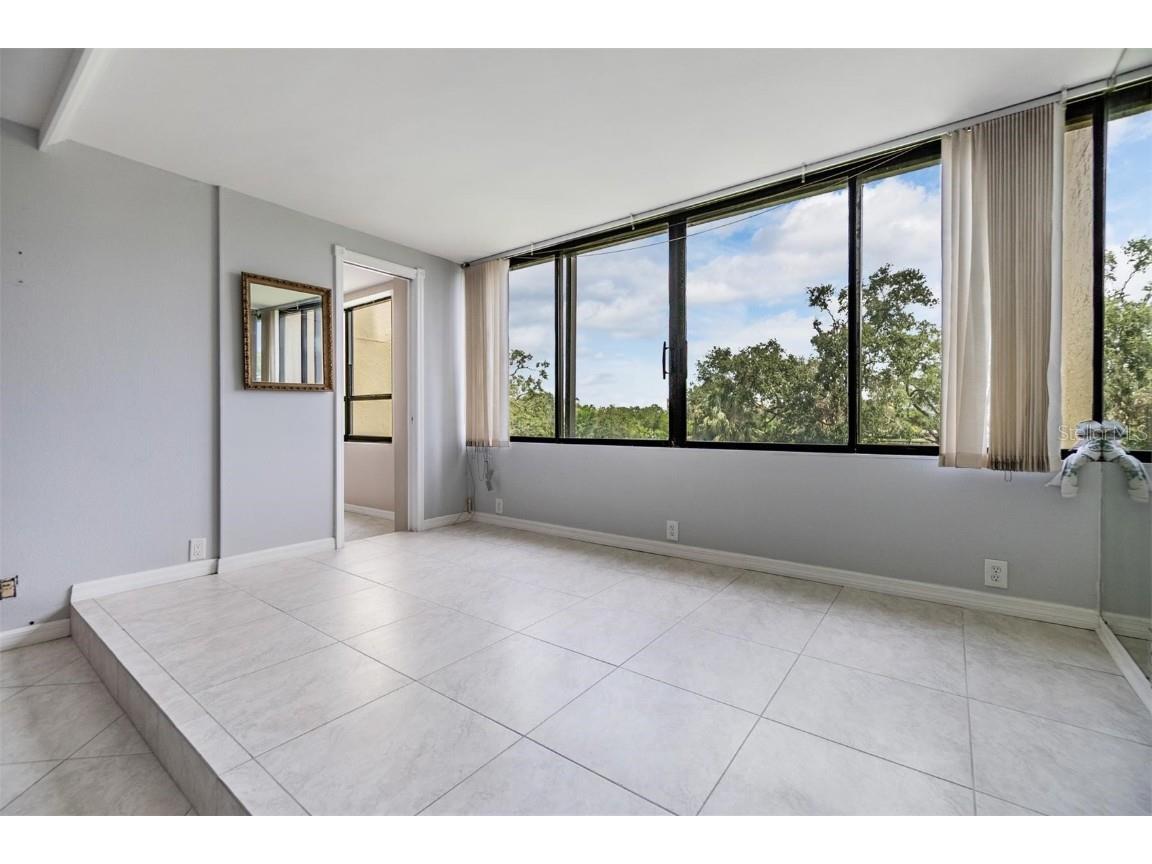 2621 Cove Cay Drive #302 Clearwater FL 33760 - TAMPA BAY TB8394854 image17