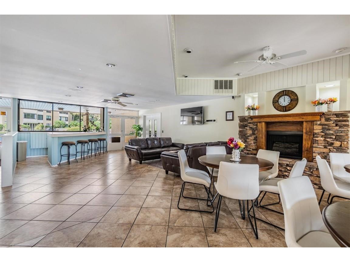 2621 Cove Cay Drive #302 Clearwater FL 33760 - TAMPA BAY TB8394854 image43