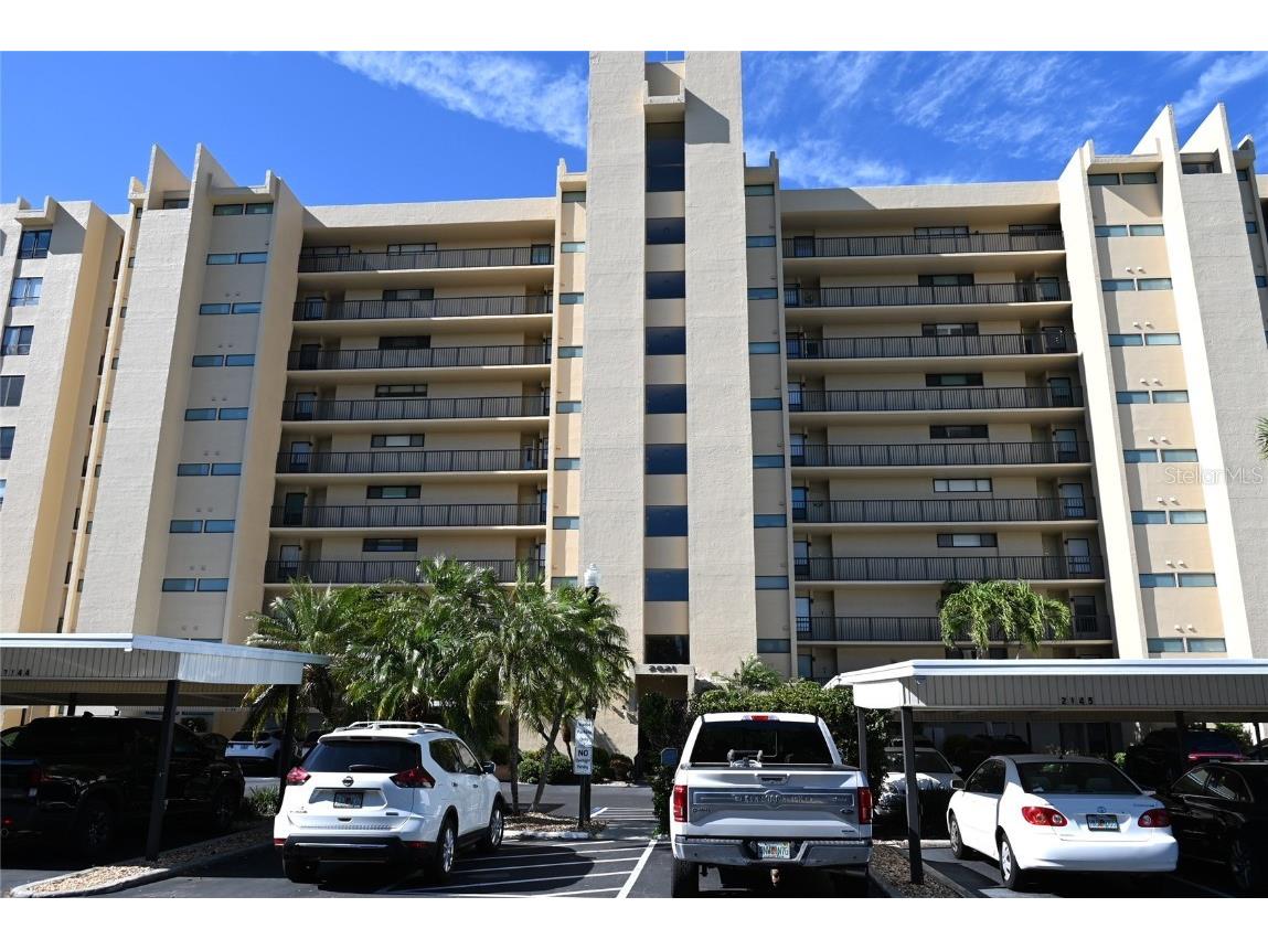 2621 Cove Cay Drive #303 Clearwater FL 33760 U8237251 image1