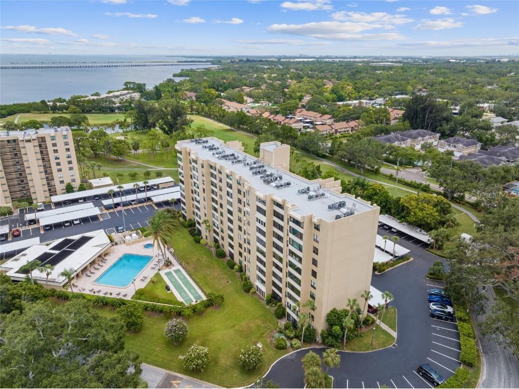 2621 Cove Cay Drive #407 Clearwater FL 33760 - TAMPA BAY TB8413626 image1