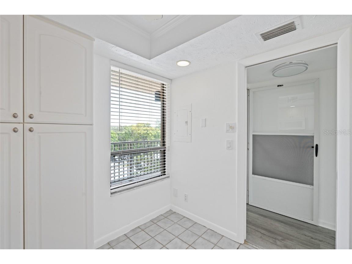 2621 Cove Cay Drive #407 Clearwater FL 33760 - TAMPA BAY TB8413626 image10