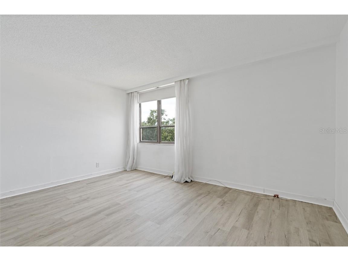 2621 Cove Cay Drive #407 Clearwater FL 33760 - TAMPA BAY TB8413626 image13