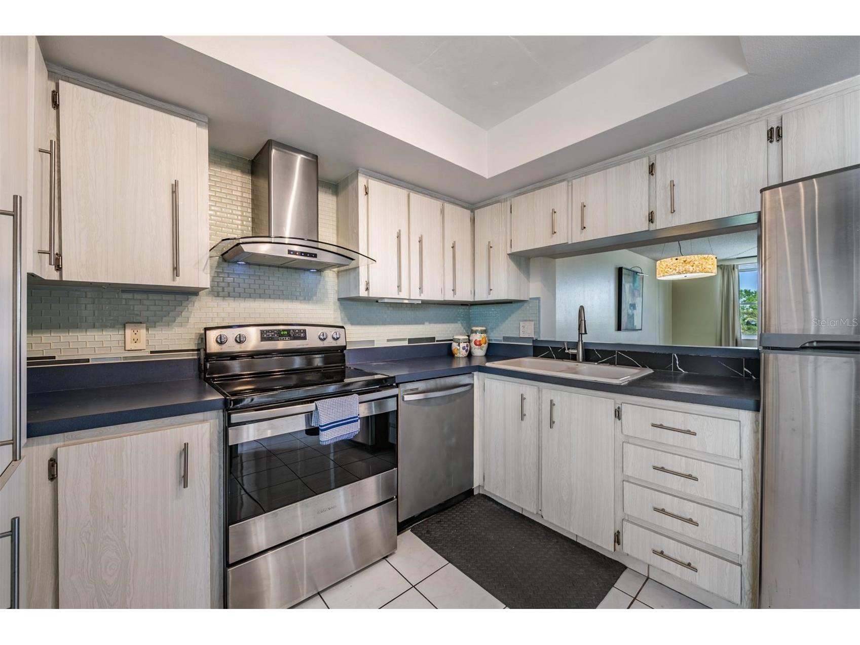 2621 Cove Cay Drive #606 Clearwater FL 33760 - TAMPA BAY TB8489841 image11