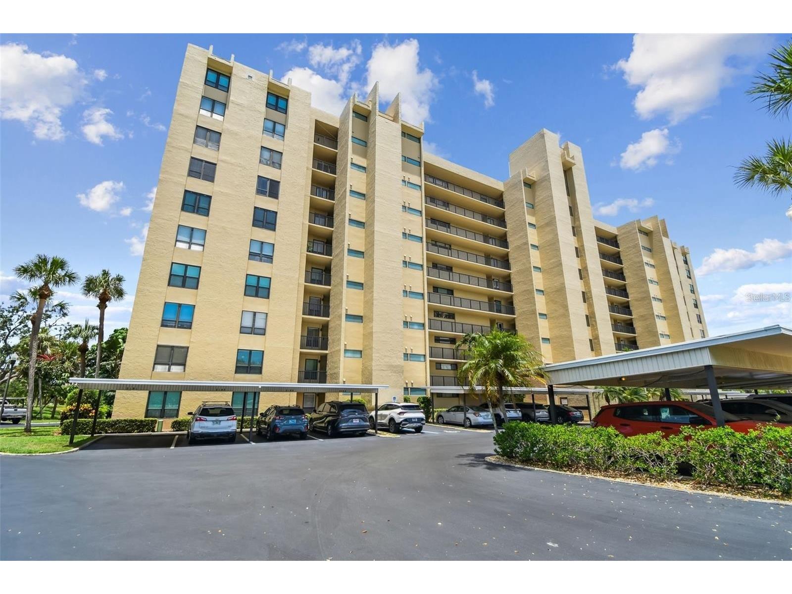 2621 Cove Cay Drive #703 Clearwater FL 33760 TB8464317 image1