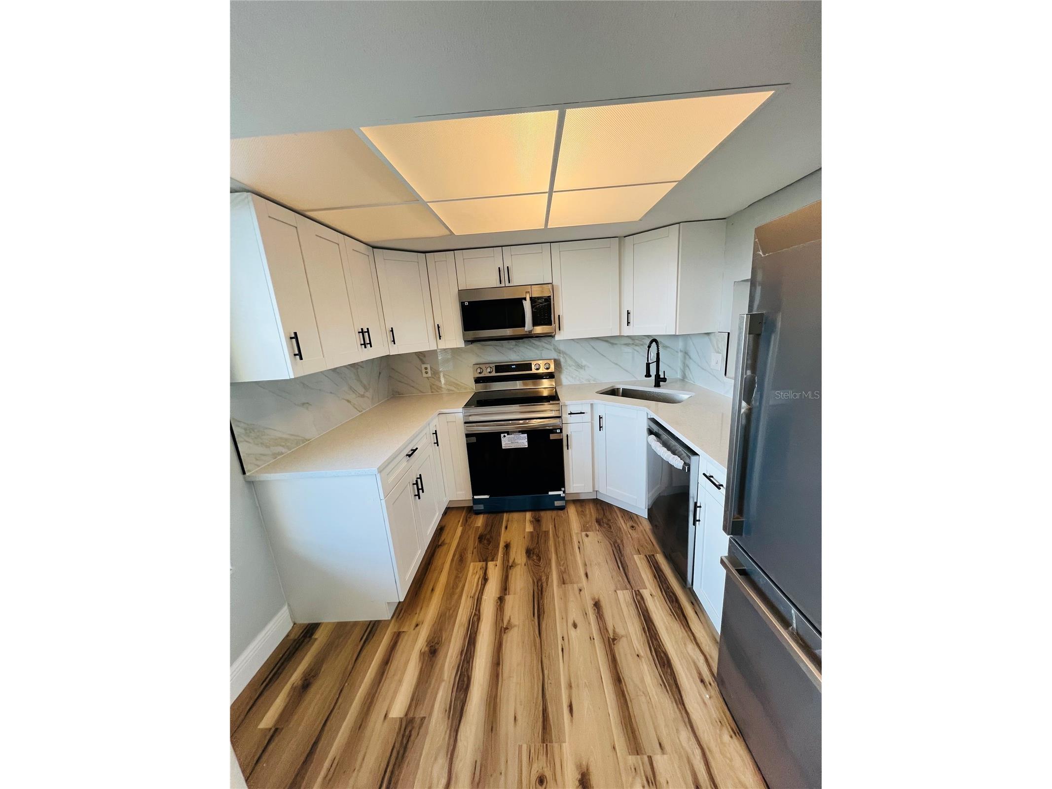2621 Cove Cay Drive #703 Clearwater FL 33760 TB8464317 image6