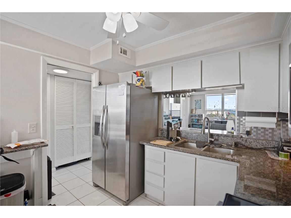 2621 Cove Cay Drive #804 Clearwater FL 33760 TB8450922 image8