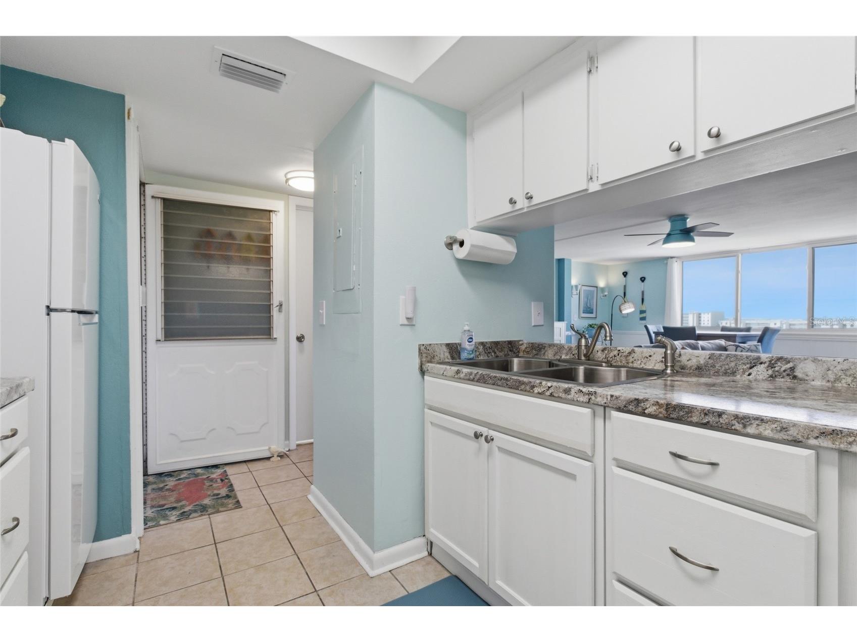 2621 Cove Cay Drive #805 Clearwater FL 33760 TB8484981 image22