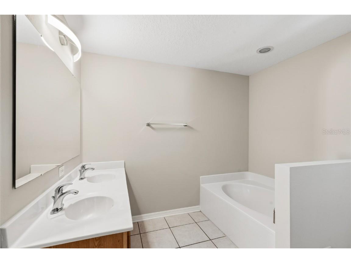 2621 Palmetto Ridge Circle Apopka FL 32712 O6367406 image8