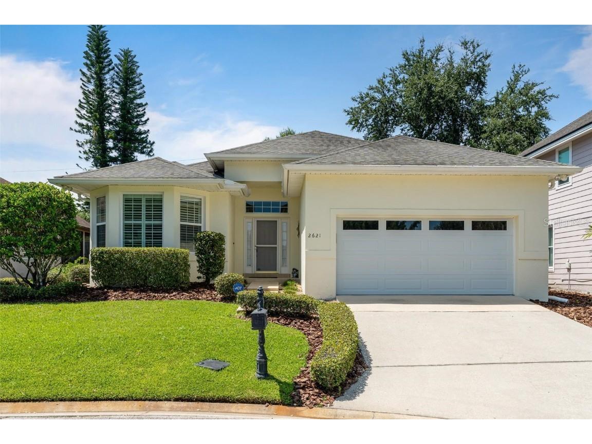 2621 Queen Mary Place Maitland FL 32751 - HOWELL CREEK AND LAKE WAUMPI O6329913 image1