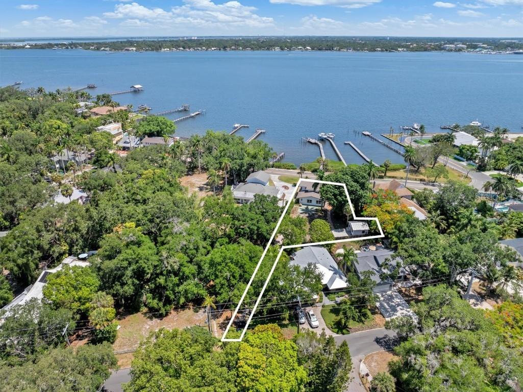 2621 Riverview Boulevard Bradenton FL 34205 - MANATEE RIVER A4613141 image1