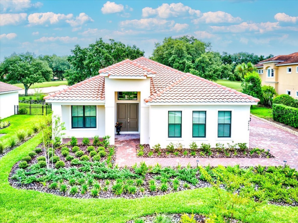 26212 Avenida Las Colinas Howey In The Hills FL 34737 G5084093 image1