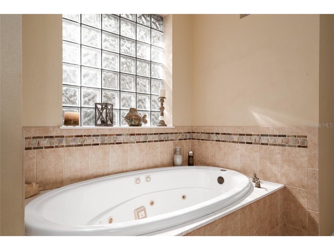 2622 Carolyn Street Deltona FL 32738 - LAKE BUTLER V4944180 image17