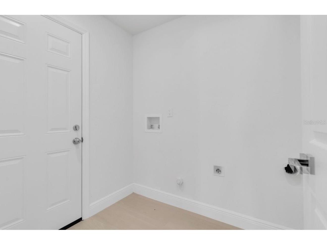 2622 Liz Lane Kissimmee FL 34744 O6384189 image14