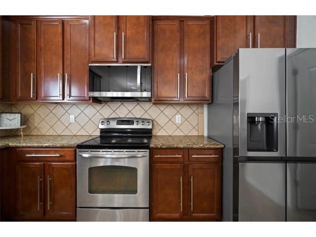 2623 Holly Bluff Court Plant City FL 33566 TB8524617 image8