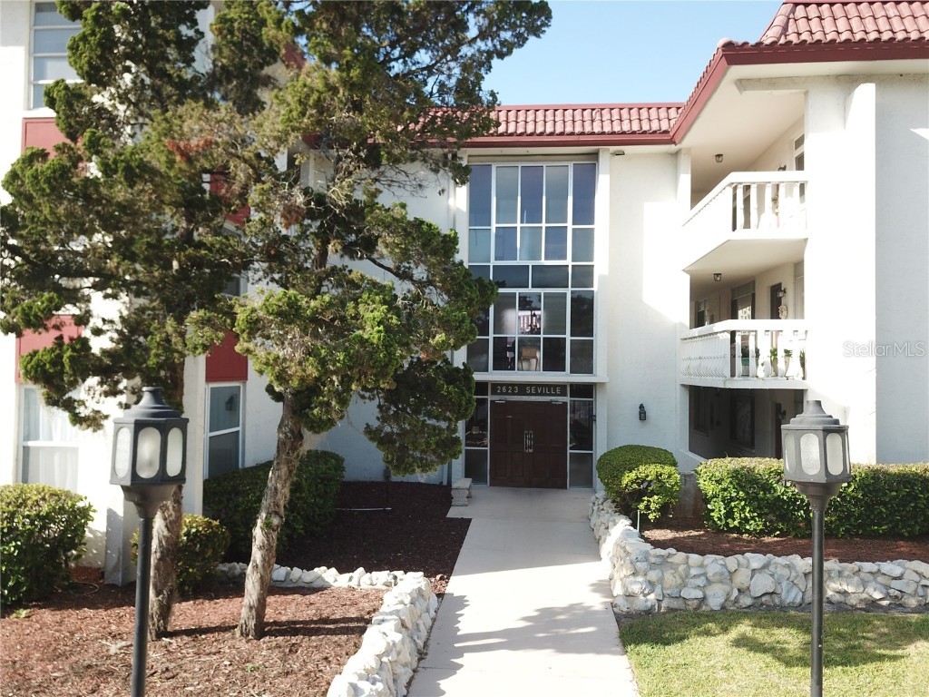 2623 Seville Boulevard #202 Clearwater FL 33764 U8234015 image1