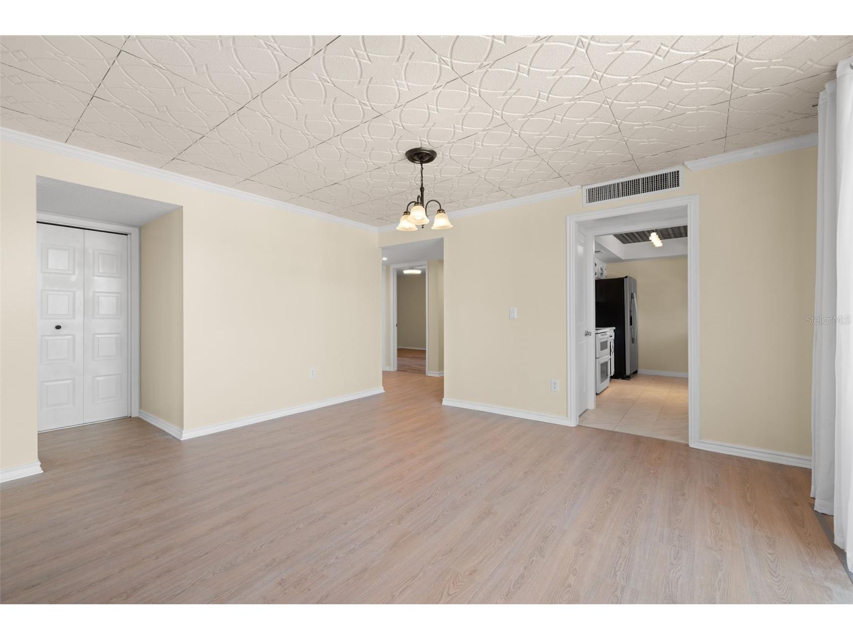 2623 Seville Boulevard #301 Clearwater FL 33764 TB8469975 image10