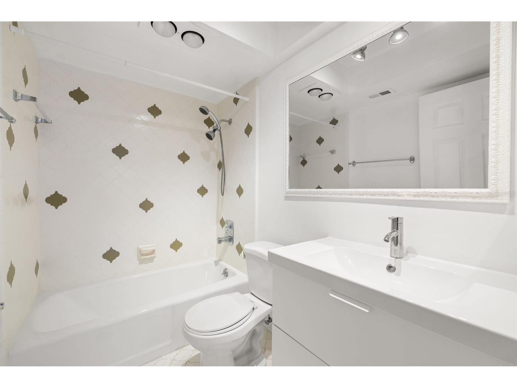 2623 Seville Boulevard #301 Clearwater FL 33764 TB8469975 image25
