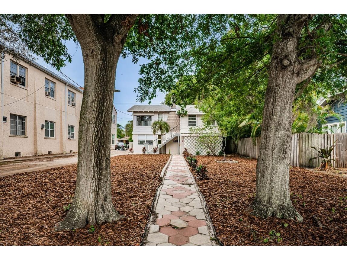 2624 12th Street N Saint Petersburg FL 33704 U8198186 image1