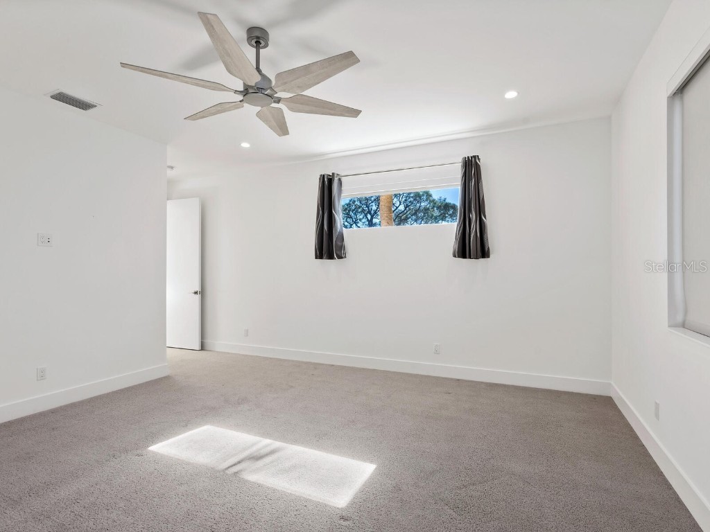 2624 Mulberry Terrace Sarasota FL 34239 A4668284 image46