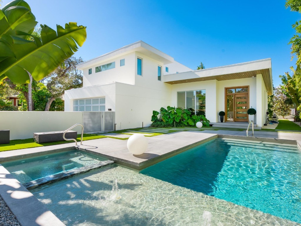 2624 Mulberry Terrace Sarasota FL 34239 A4668284 image8