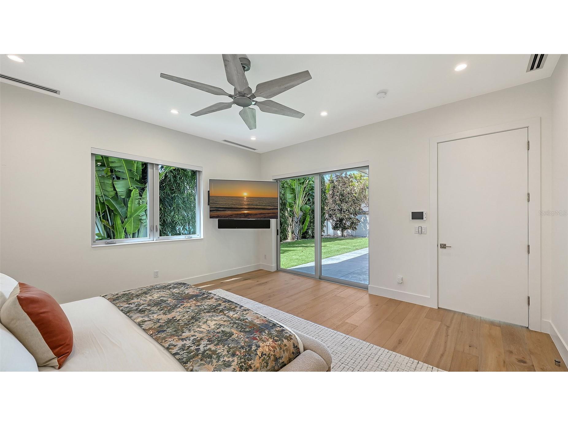 2624 Mulberry Terrace Sarasota FL 34239 A4668284 image84