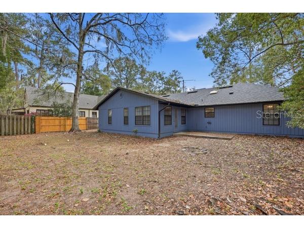 2624 NW 4th Avenue Gainesville FL 32607 GC537795 image19