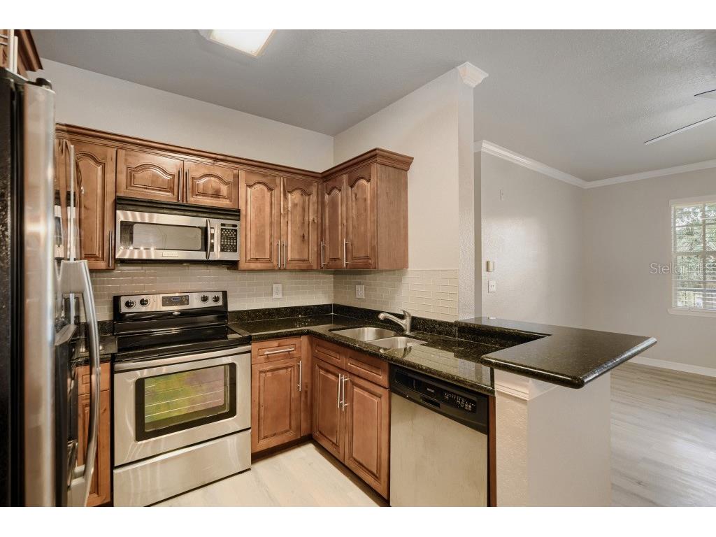 2624 Robert Trent Jones Drive #633 Orlando FL 32835 O6399552 image8