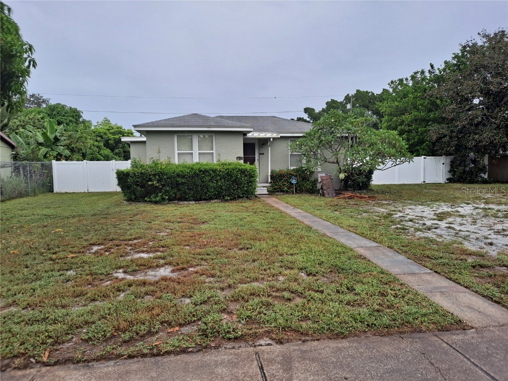 2625 37th Avenue N Saint Petersburg FL 33713 U8210304 image1