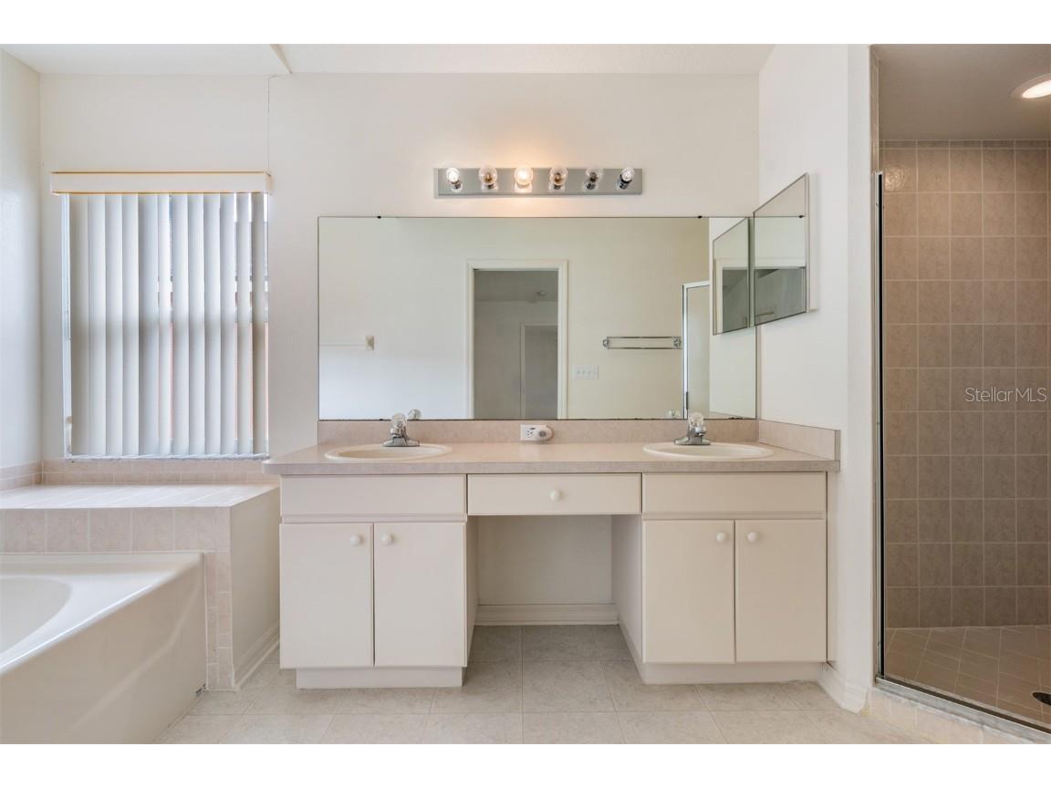 2625 Brookville Drive Valrico FL 33596 TB8432858 image20