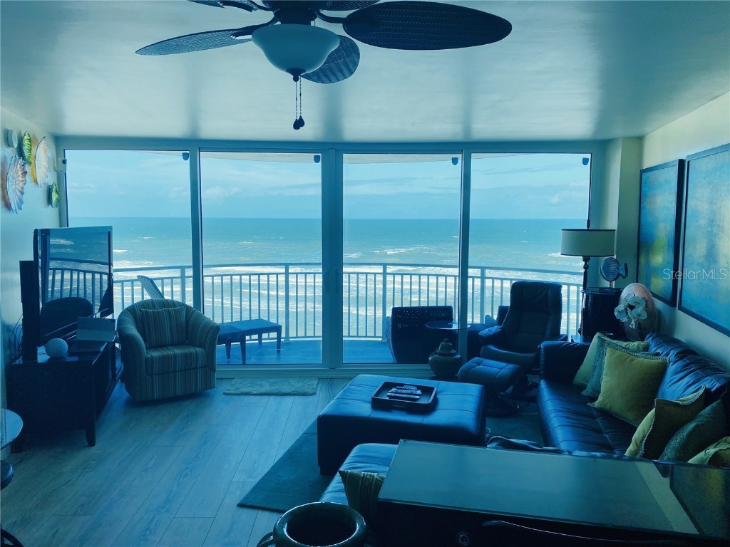 2625 S Atlantic Avenue #11NE Daytona Beach Shores FL 32118 - ATLANTIC OCEAN U8194621 image1