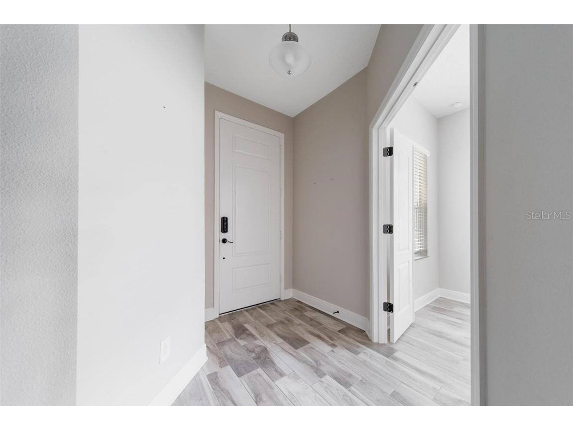 2625 Star Apple Way Sarasota FL 34240 A4653307 image3