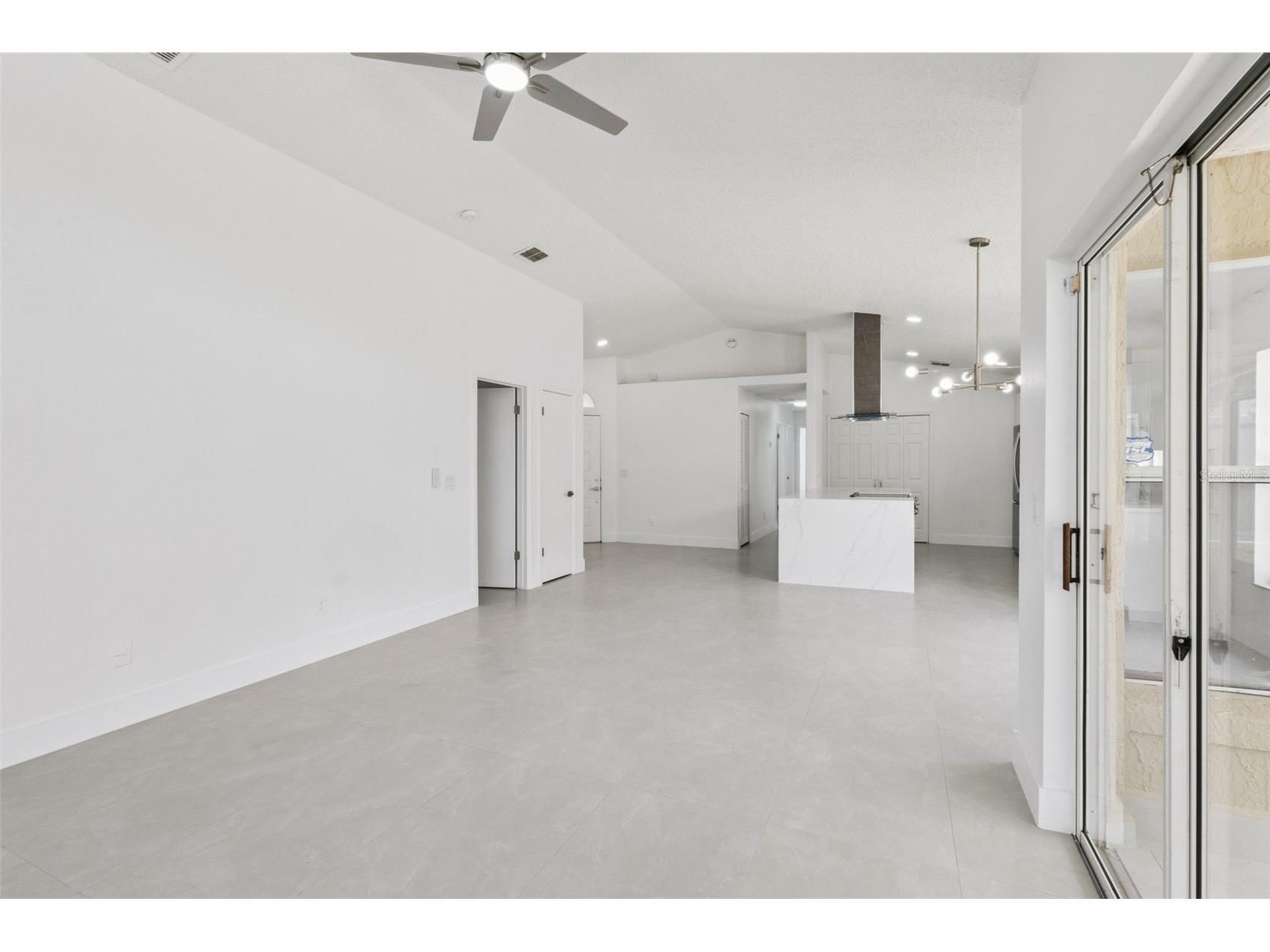 2625 Walden Court Kissimmee FL 34743 S5153639 image9
