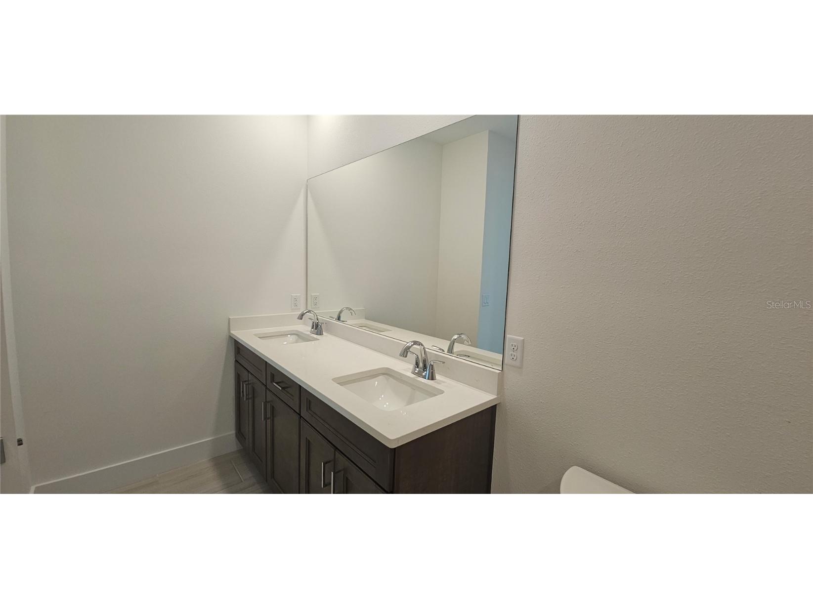 2625 Waterfront Circle Sarasota FL 34240 A4661184 image29