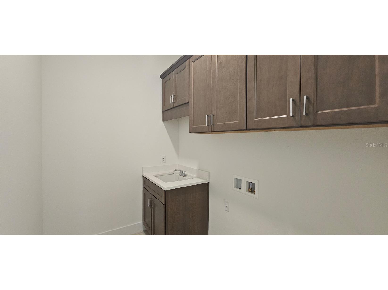 2625 Waterfront Circle Sarasota FL 34240 A4661184 image32