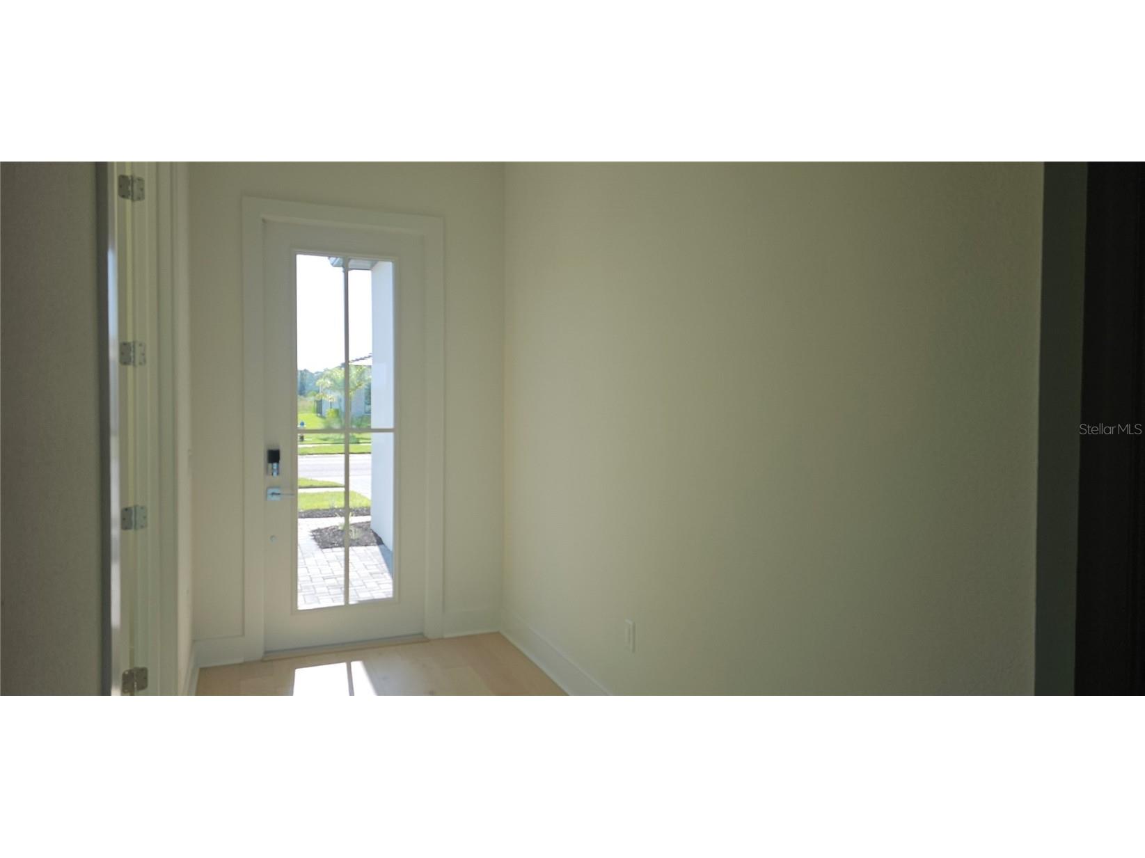 2625 Waterfront Circle Sarasota FL 34240 A4661184 image4