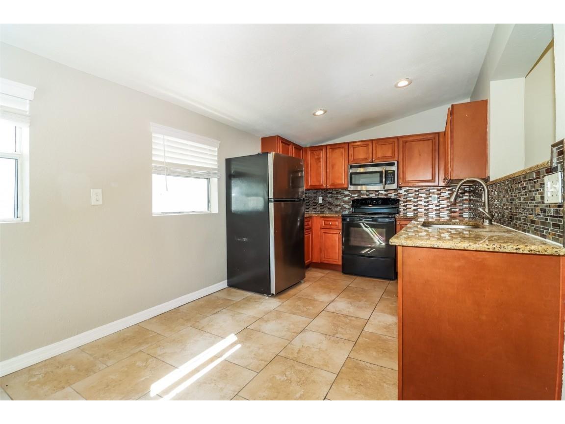 2626 15th Avenue N Saint Petersburg FL 33713 O6353523 image11