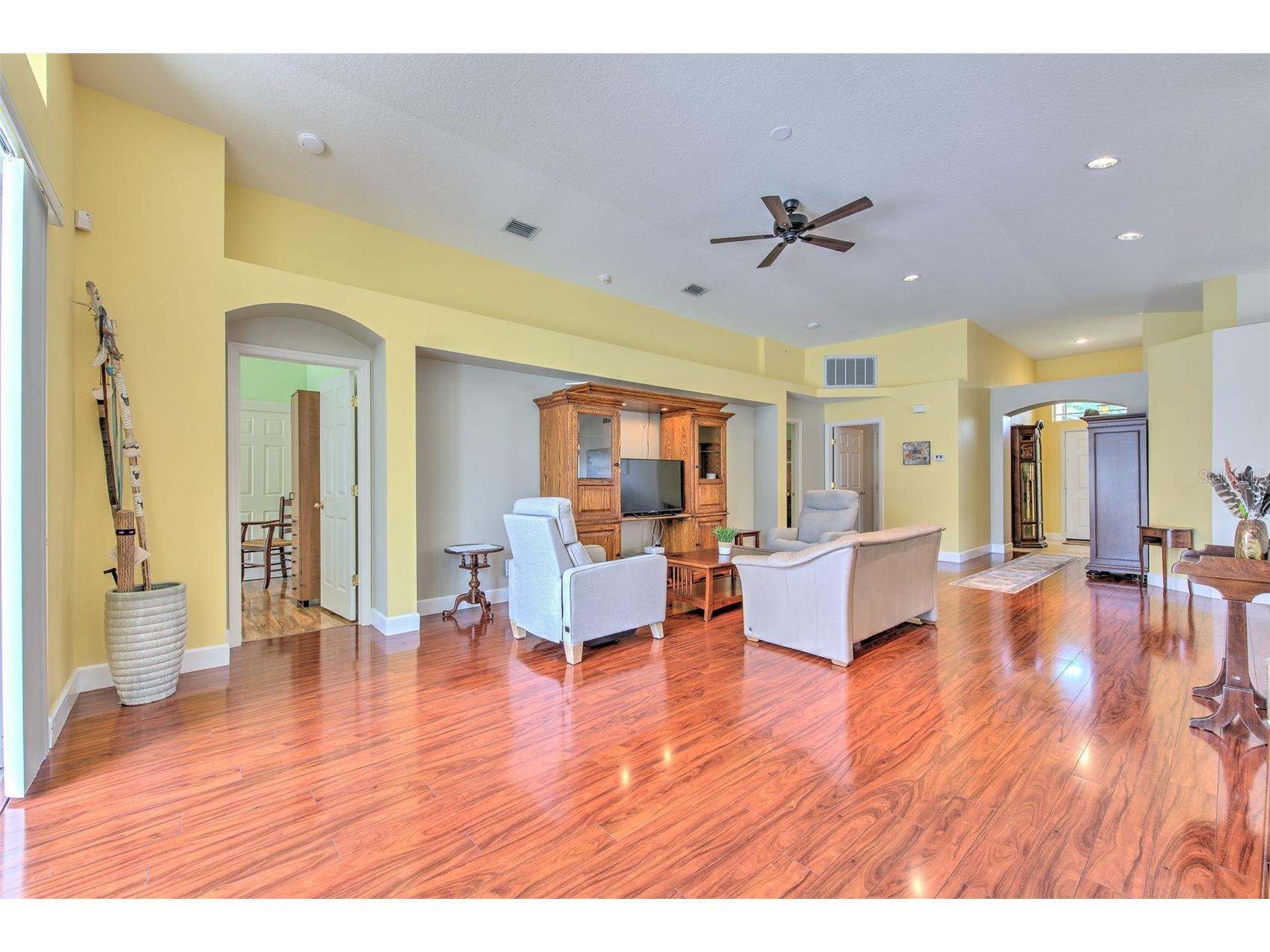2626 Brookville Drive Valrico FL 33596 TB8496287 image6