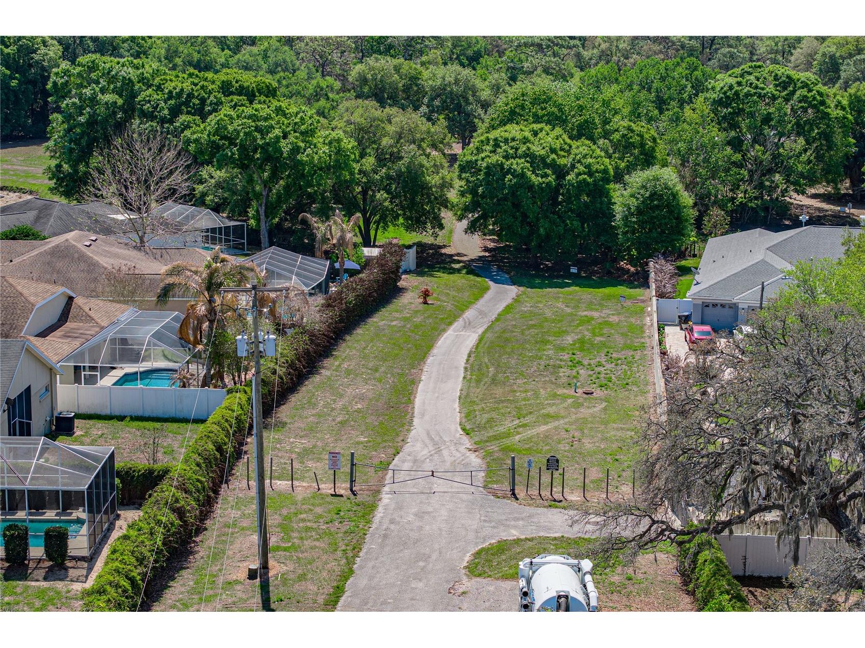 2627 Brookville Drive Valrico FL 33596 TB8490718 image55