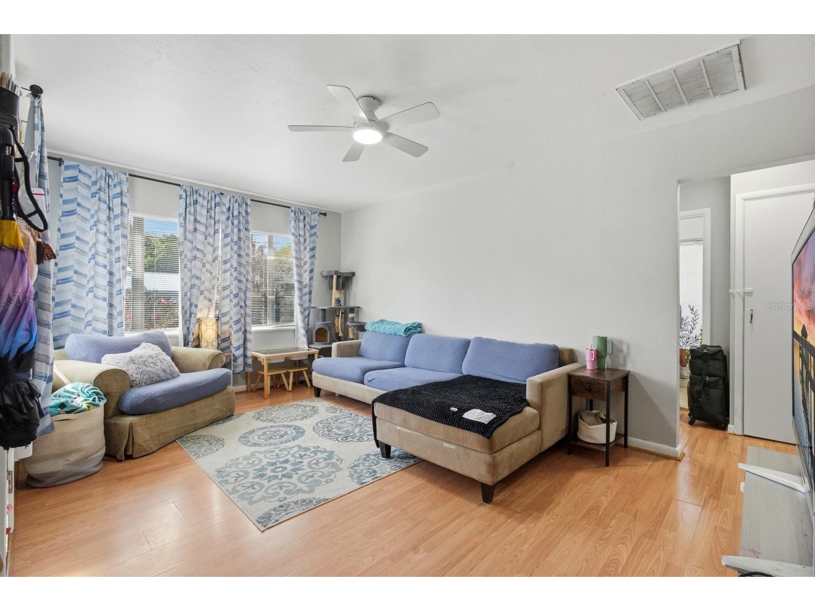 2627 Myrtle Avenue Mims FL 32754 FC316678 image6