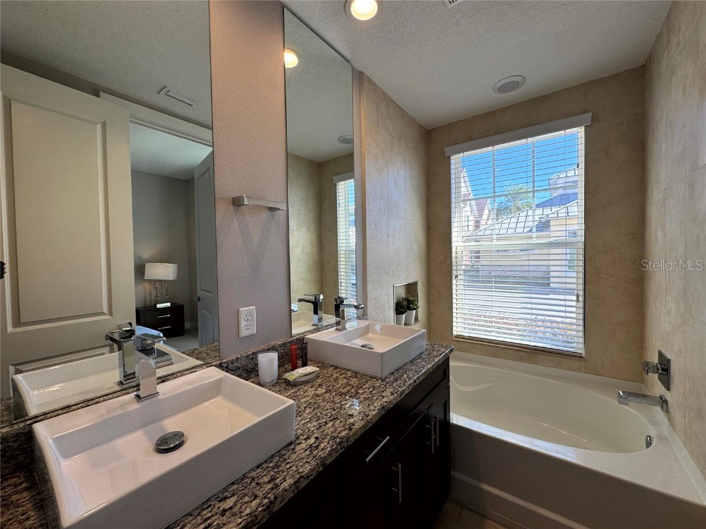 2628 Sunrise Shores Drive Kissimmee FL 34747 O6359767 image7