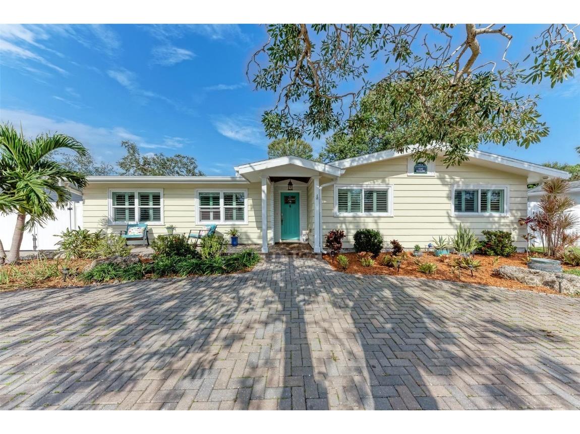 2629 Martin Street Sarasota FL 34237 A4632398 image1