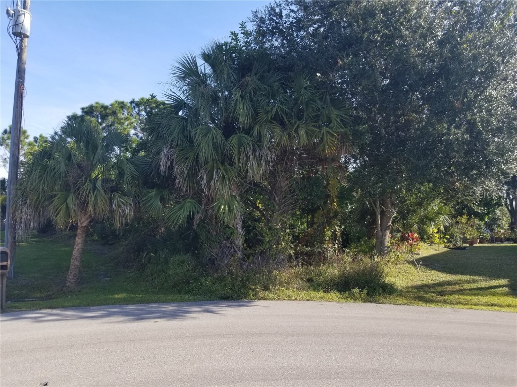 26290 Trinilas Drive Punta Gorda FL 33983 C7451907 image1