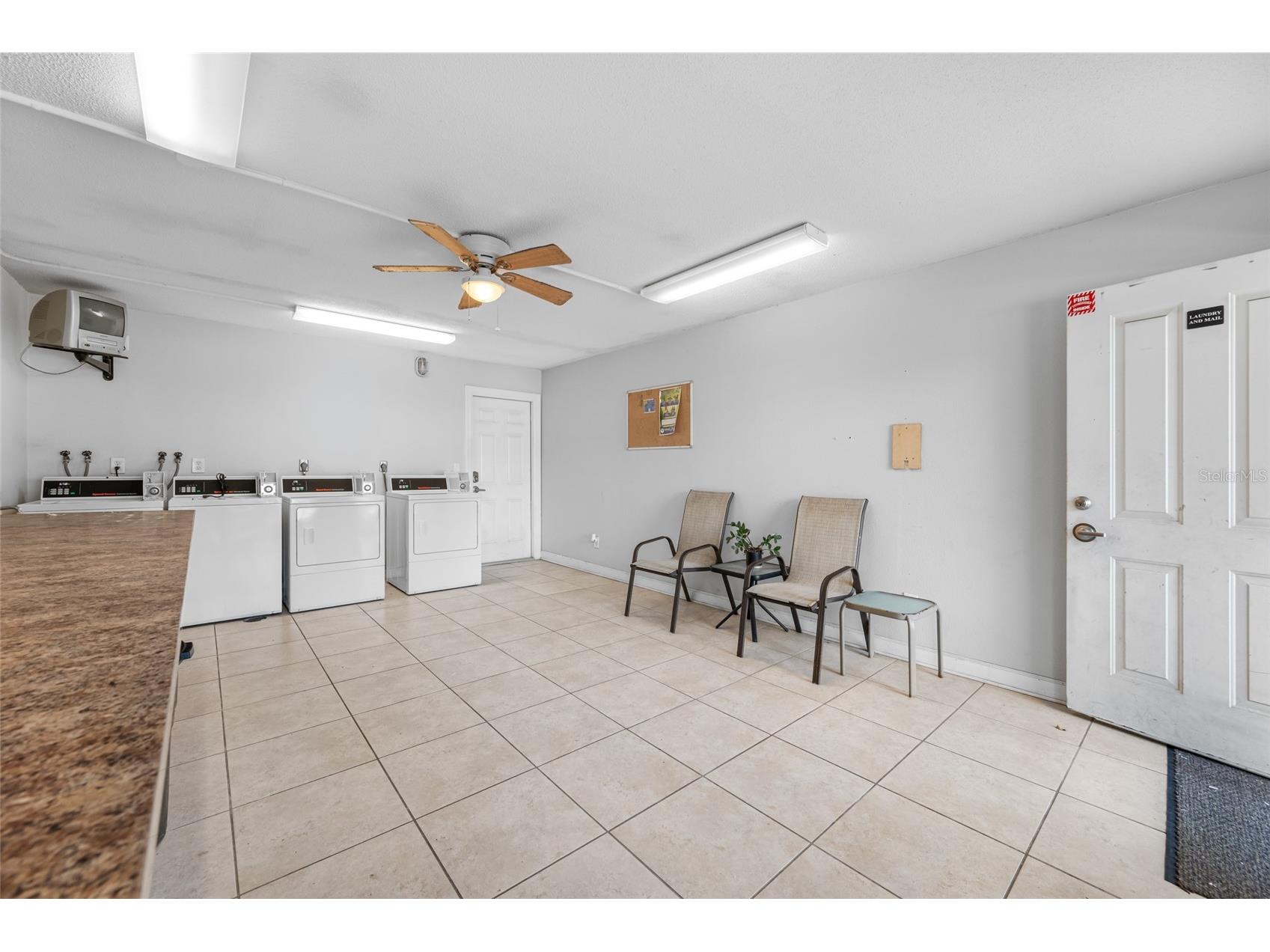 263 14th Street NW #3A Largo FL 33770 TB8495564 image11