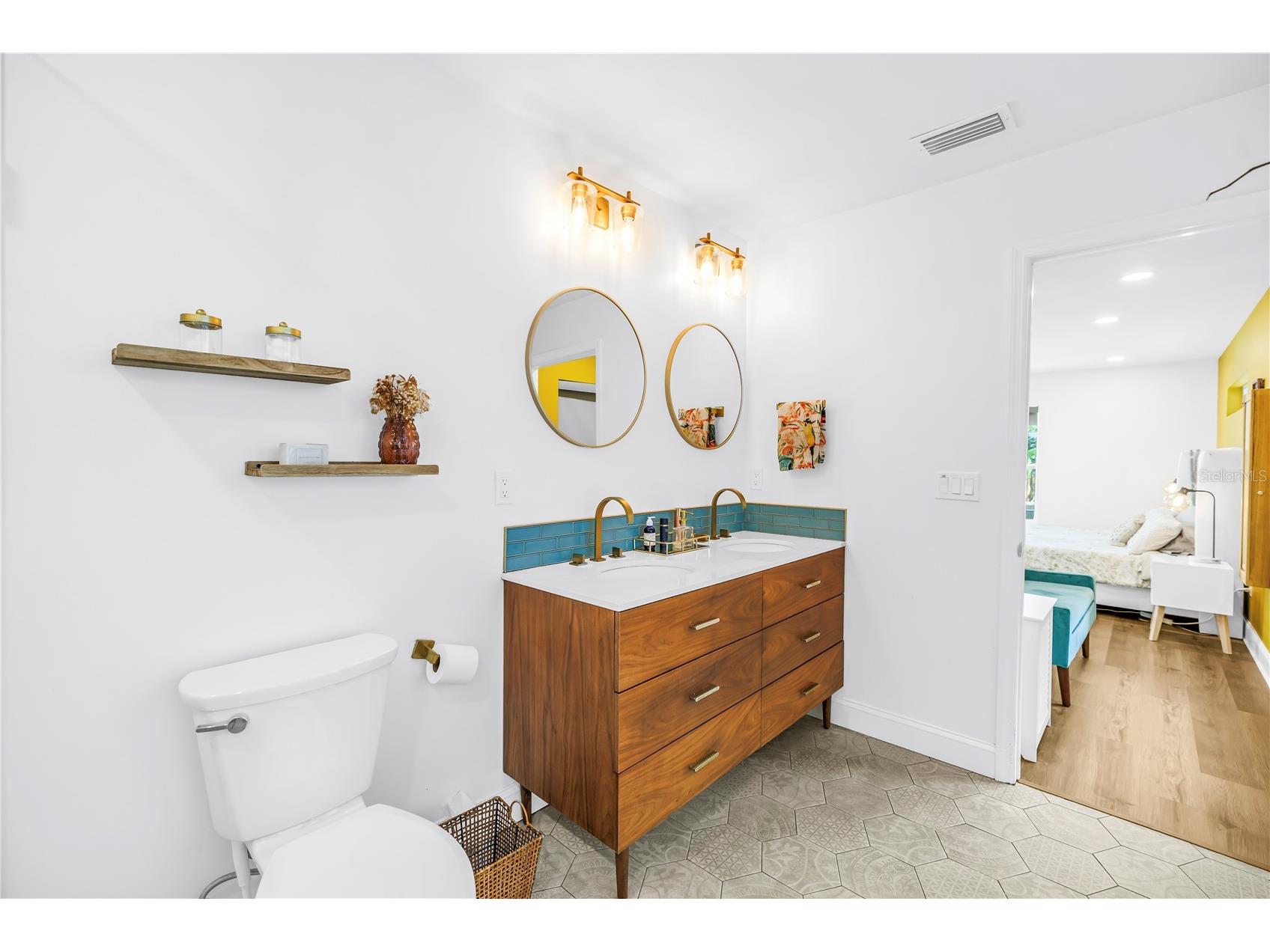 263 42nd Avenue NE Saint Petersburg FL 33703 TB8512348 image29