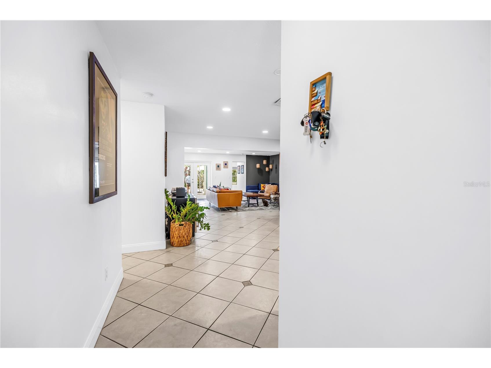 263 42nd Avenue NE Saint Petersburg FL 33703 TB8512348 image4